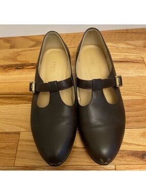 Esquire Masstige Mary Jane T Strap